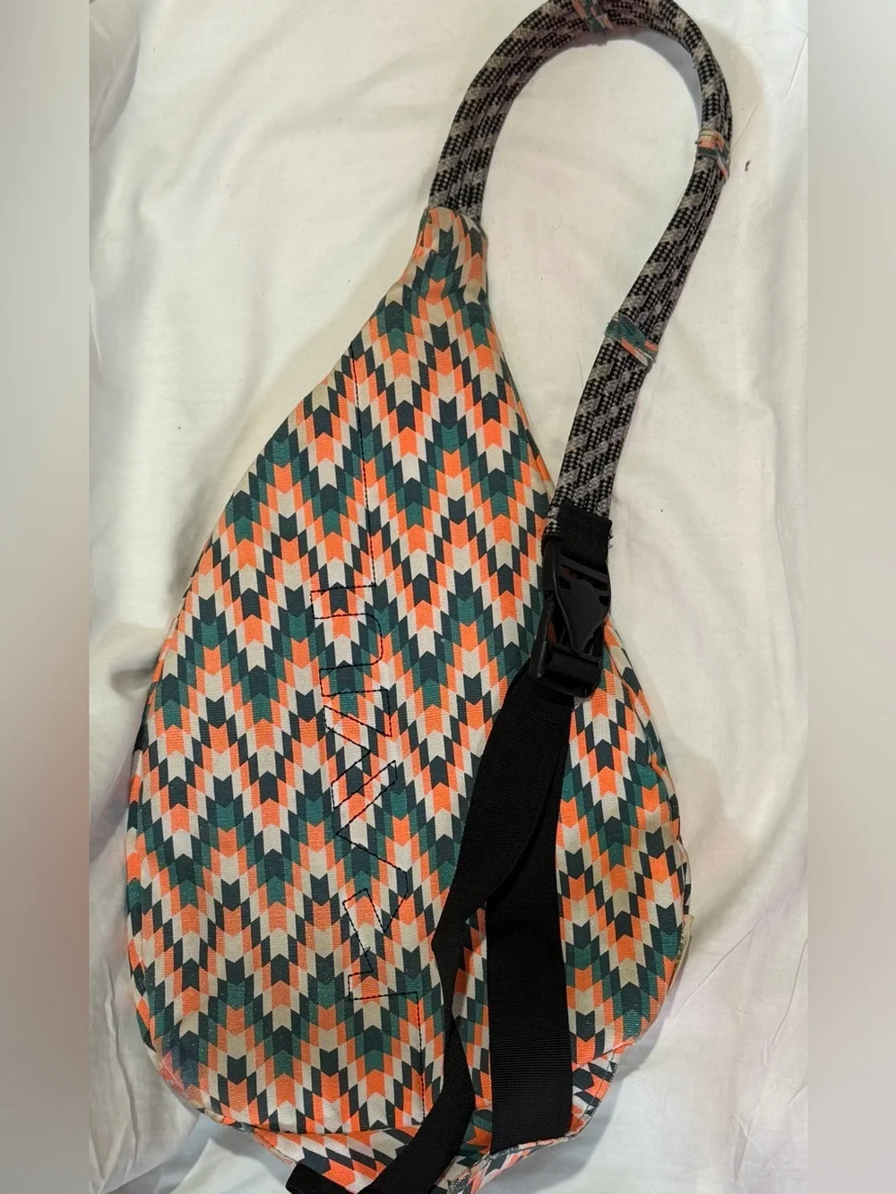 KAVU Rope Sling Bag Unisex One Of A Kind Geometric Pattern Crossbody Backpack
